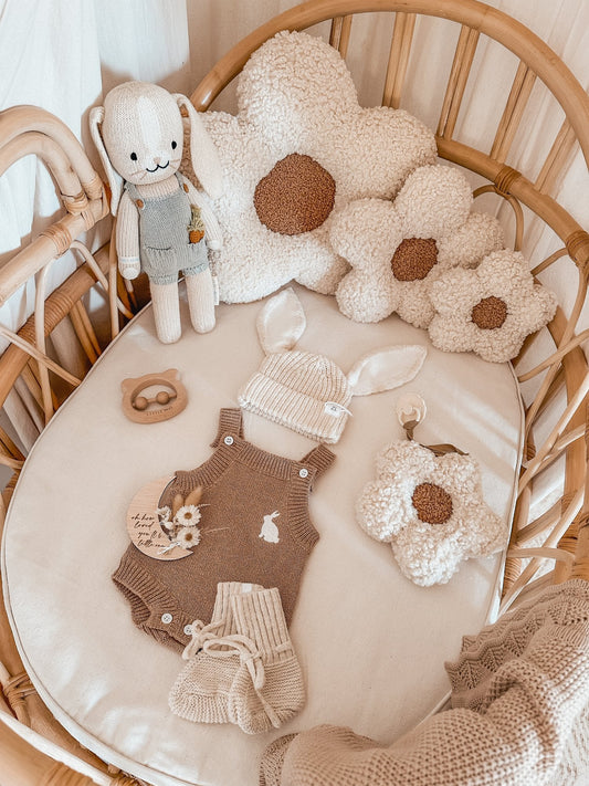Daisy Pacifier Holder - Mushroom - Millie and Rose