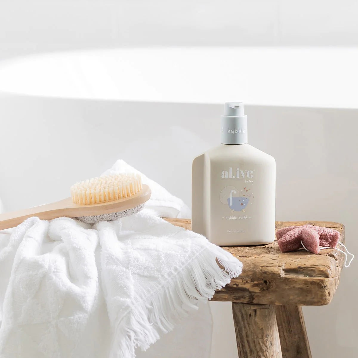 al.ive body - Bubble Bath - Apple Blossom