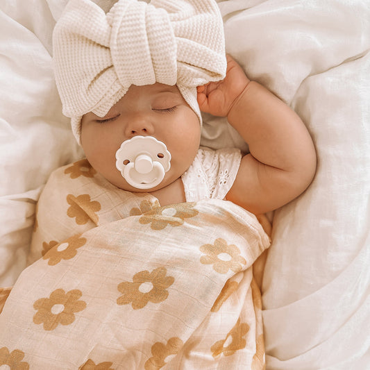Fox & Fallow - Daisy Chain Organic Muslin Wrap Swaddle
