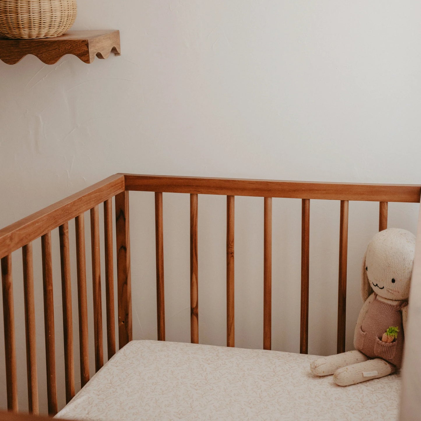 ox & Fallow - Golden Vines Organic Fitted Cot Sheet
