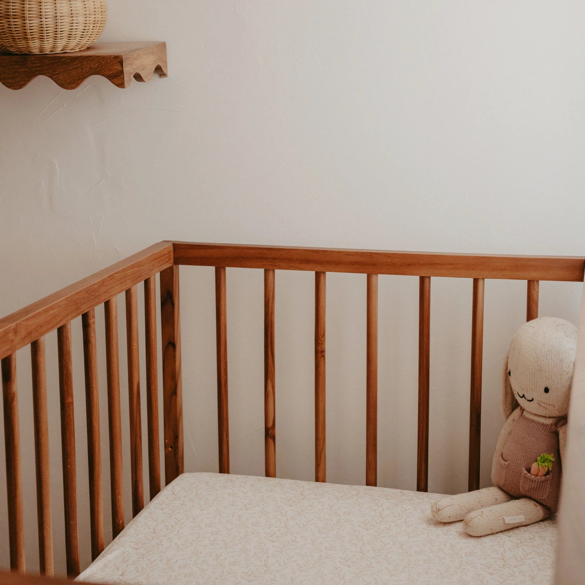 ox & Fallow - Golden Vines Organic Fitted Cot Sheet