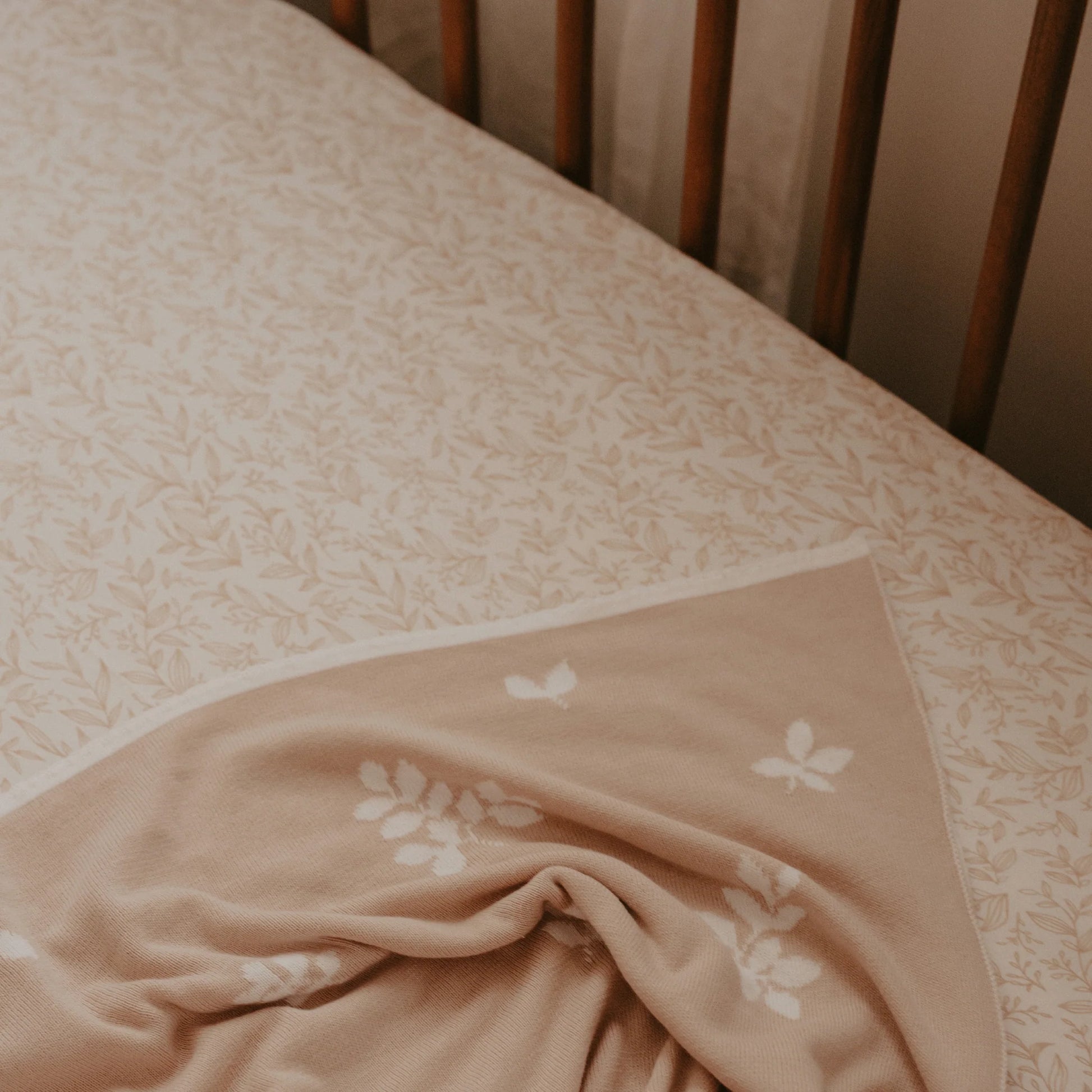 ox & Fallow - Golden Vines Organic Fitted Cot Sheet