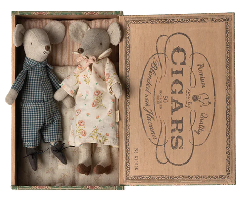 Grandma and Grandpa Mouse in box
