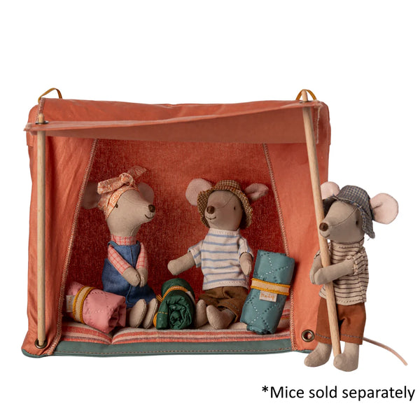 Toy set with a tent and three toy mice figures inside, with text indicating mice sold separately.