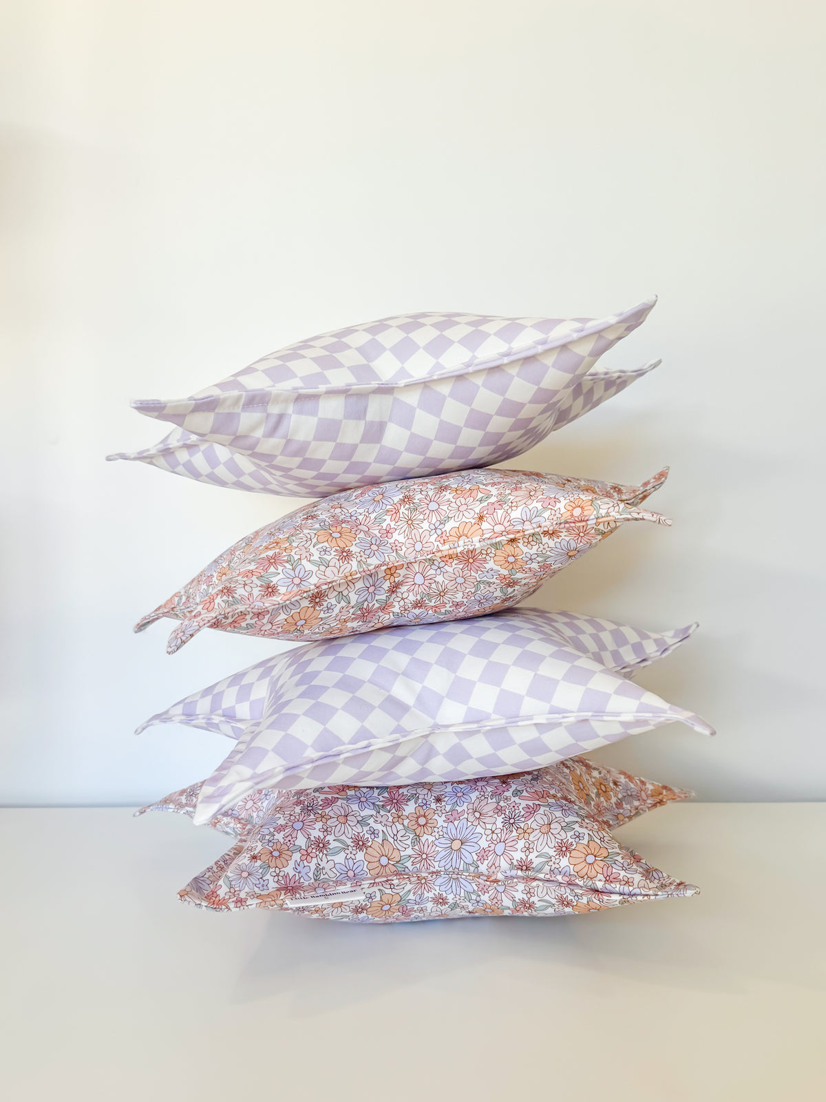 Lilac Daisy Star Cushion