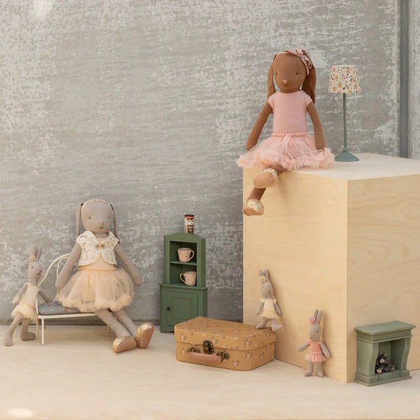 Bunny Size 3 Brown Ballet Suit And Skirt Rose