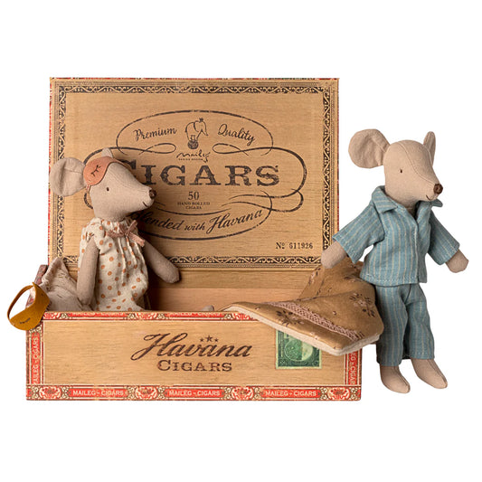 Maileg Mum and Dad Toy Mice in a box