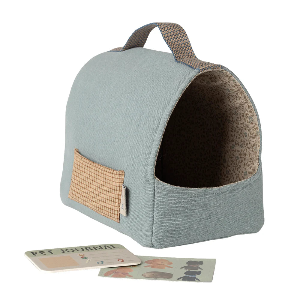 Maileg Pet Carrier Dusty Blue for cat or dog