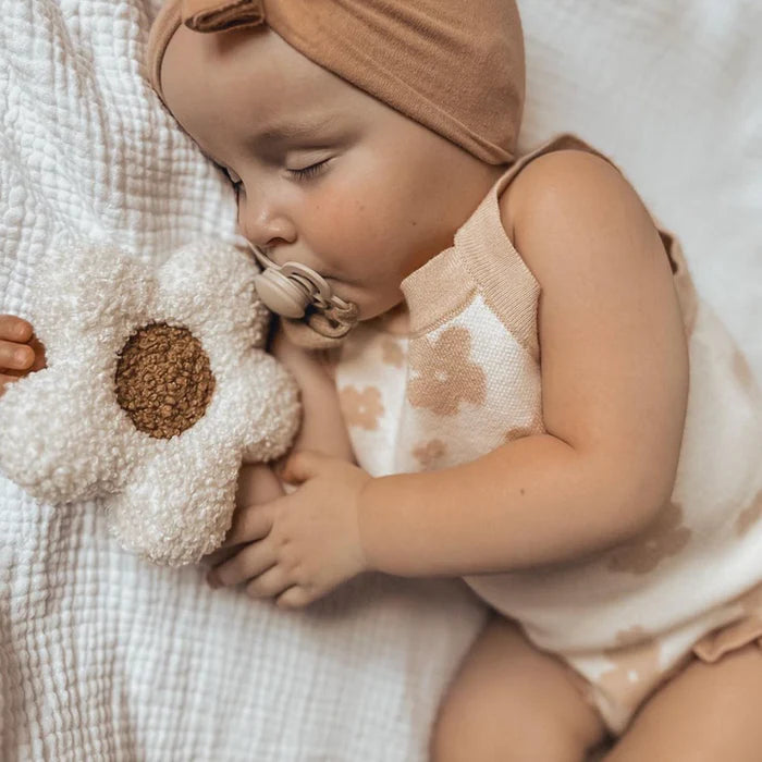 Daisy Pacifier Holder - White with Tan Inner - Millie and Rose