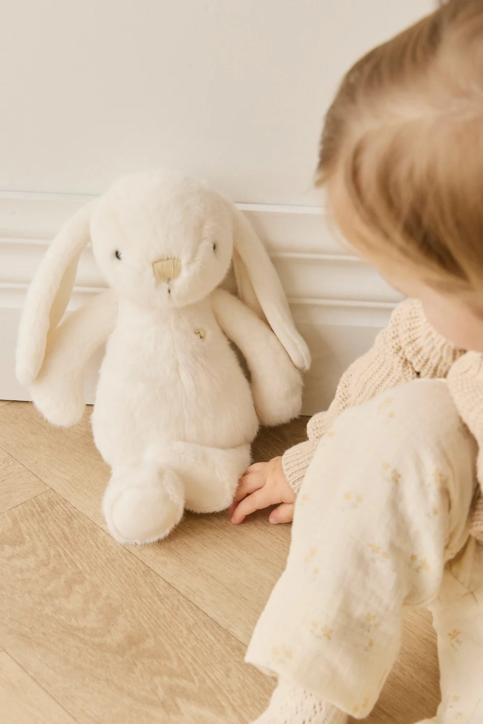 Snuggle Bunnies - Penelope the Bunny - Marshmallow