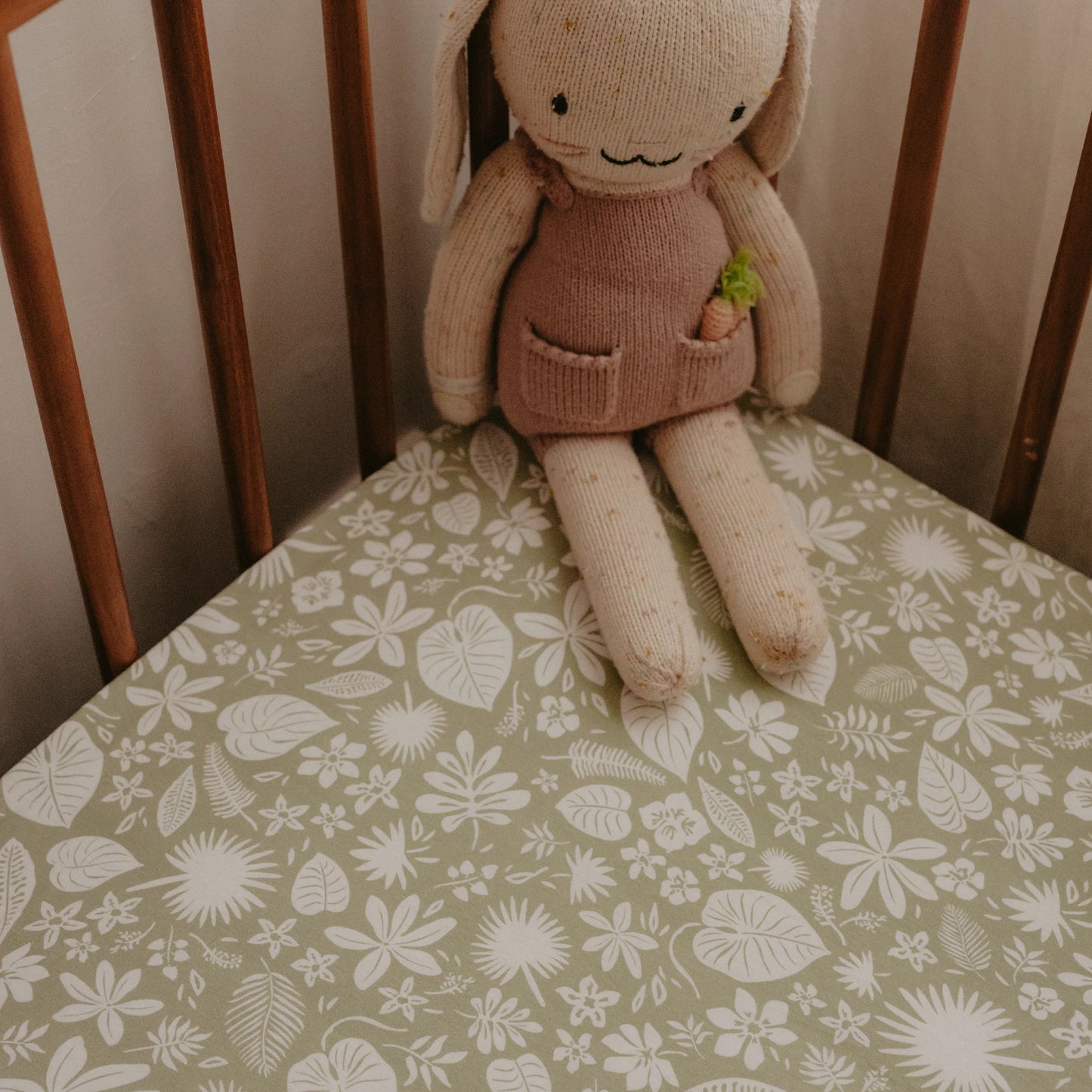 Fox & Fallow - Daisy Chain Organic Fitted Cot Sheet