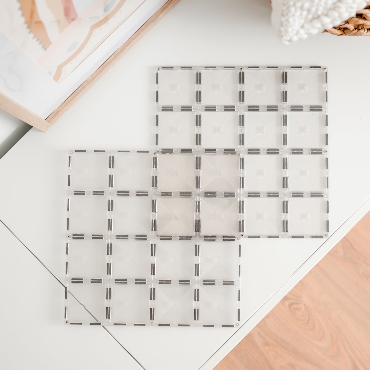 Connetix - 2 Piece Clear Base Plate Pack