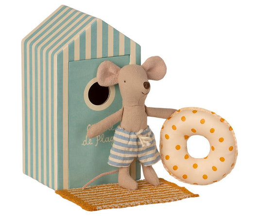 Maileg - Beach Mouse Little Brother in Cabin