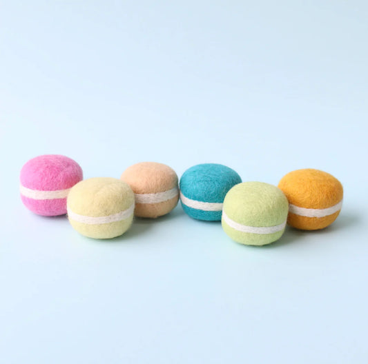 Juni Moon Large Macarons - 6 pce