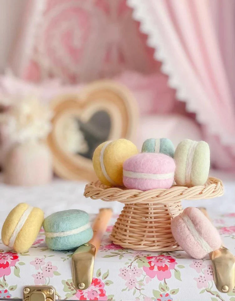 Juni Moon Pastel Macarons - 6 pce