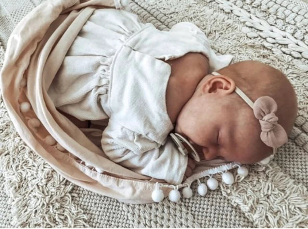 Mae and Rae - Blush Linen Bow