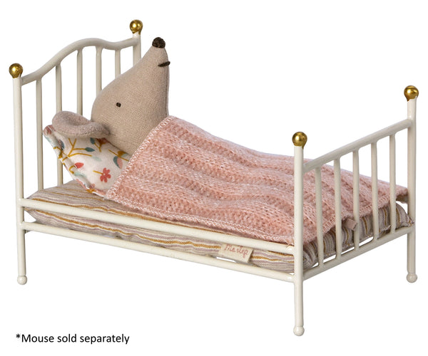 Maileg - Vintage Bed Mouse Off-white