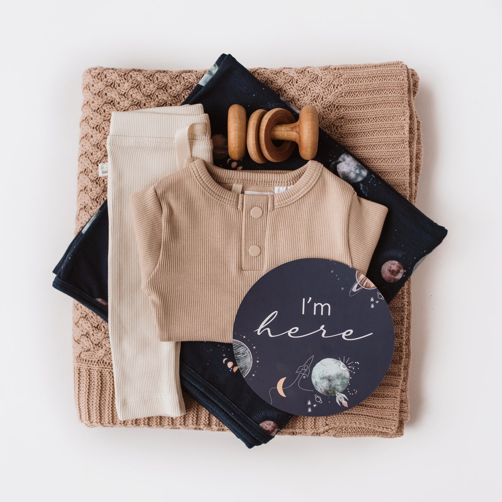 Snuggle Hunny Kids - Jersey Wrap & Beanie Set - Milky Way