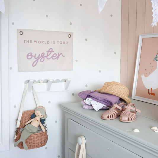 Leonie and the Leopard - Oyster Wall Banner