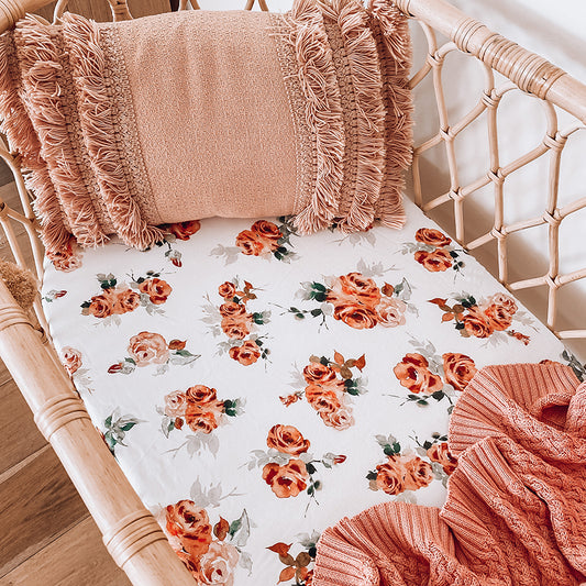 Snuggle Hunny Kids - Bassinet Sheet / Change Pad Cover - Rosebud