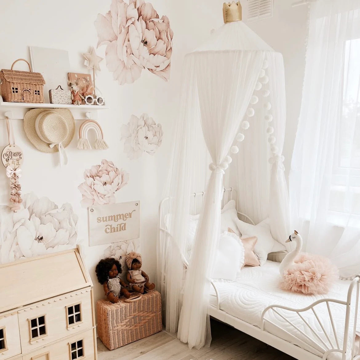 Leonie and the Leopard - Summer Child Wall Banner