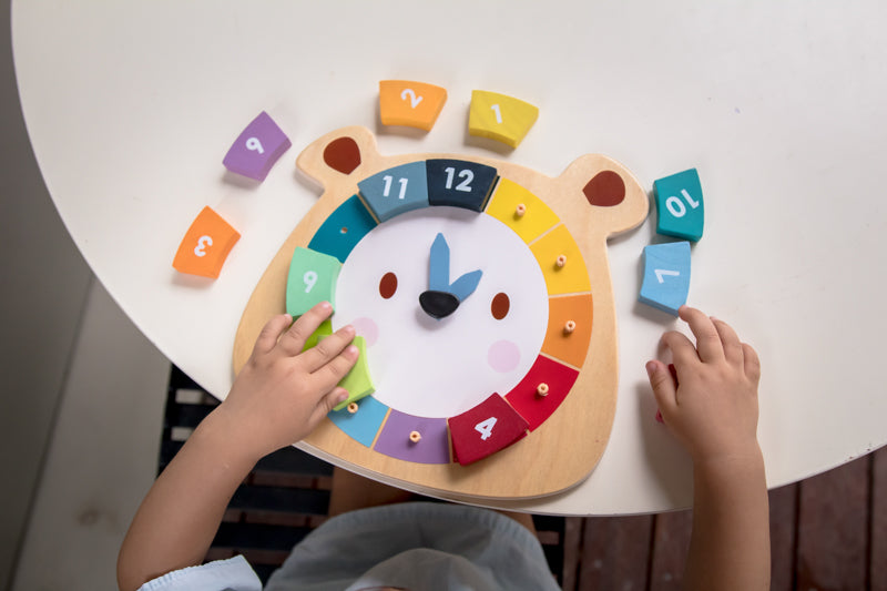 Tender Leaf Toys - Bear Colours Clock