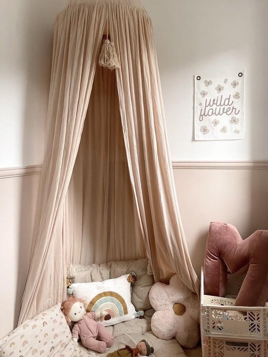 Leonie and the Leopard - Wildflower Mini Flag
